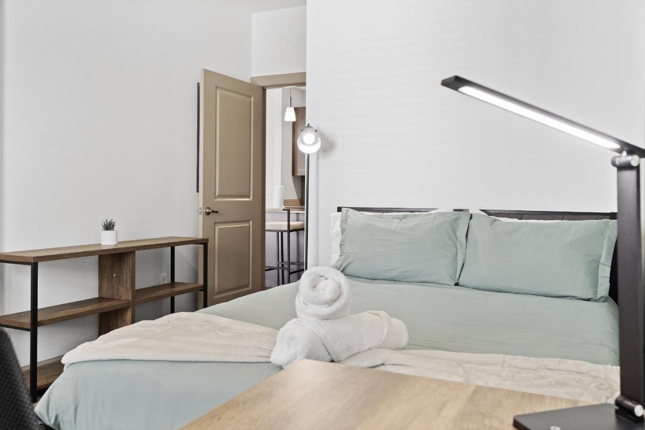 Luxe 3B/2B Getaway - Pool, Gym, Parking, Pet Wash Διαμέρισμα Leander Εξωτερικό φωτογραφία